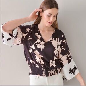 White House Black Market women’s Floral V-Neck Blouse with kimono sleeves in XS